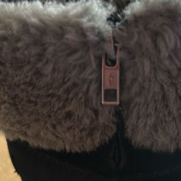 Ugg Harrison Cuff Winter Boots Black Suede, Size 8.5, NWT no box - Picture 10 of 12